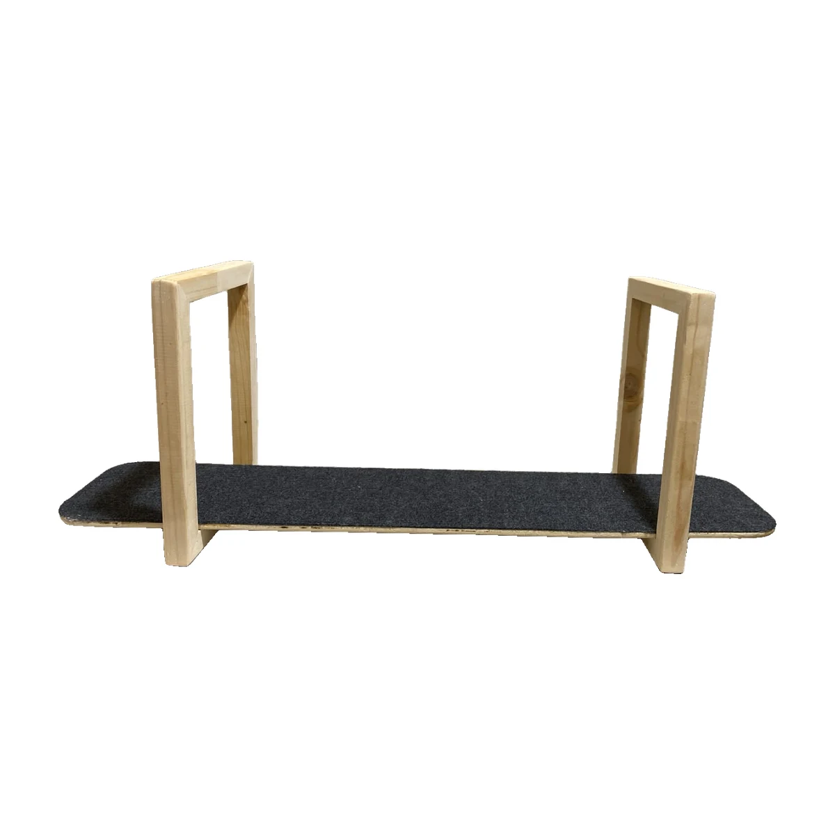 Tabla puente con dos marcos de madera para gatos